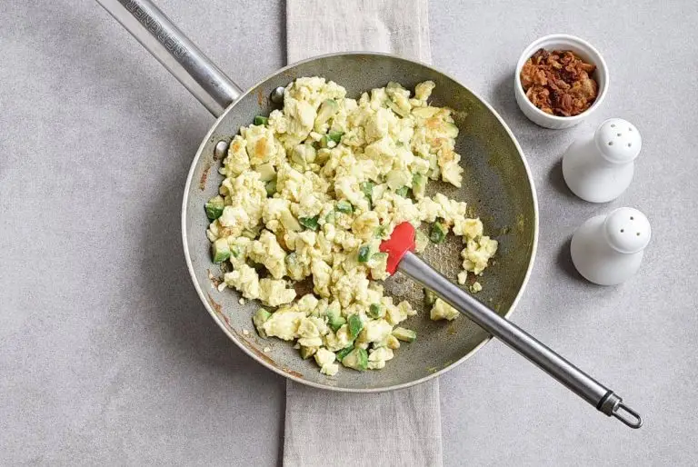 Step 5 - Avocado Scrambled Eggs