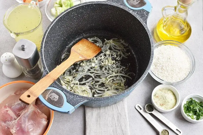 Chicken and Rice Soup recipe - step 1
