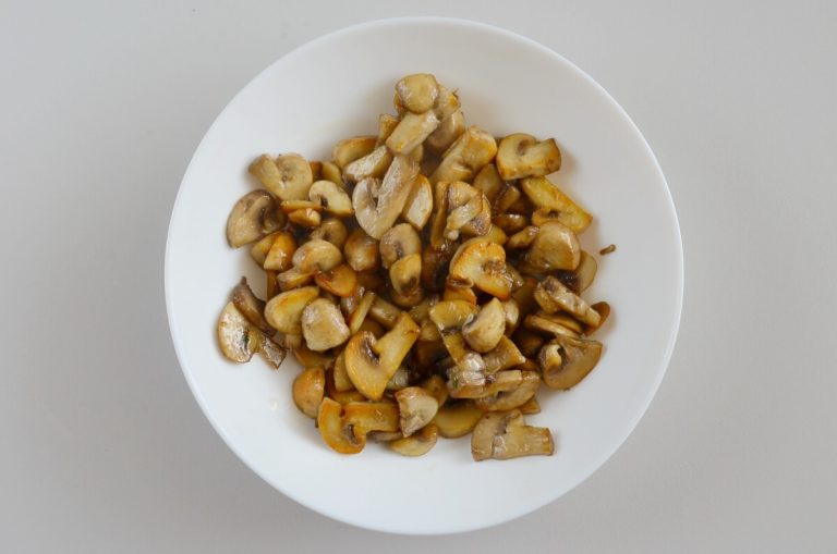 Step 1 - Creamy Herb Mushroom Chicken