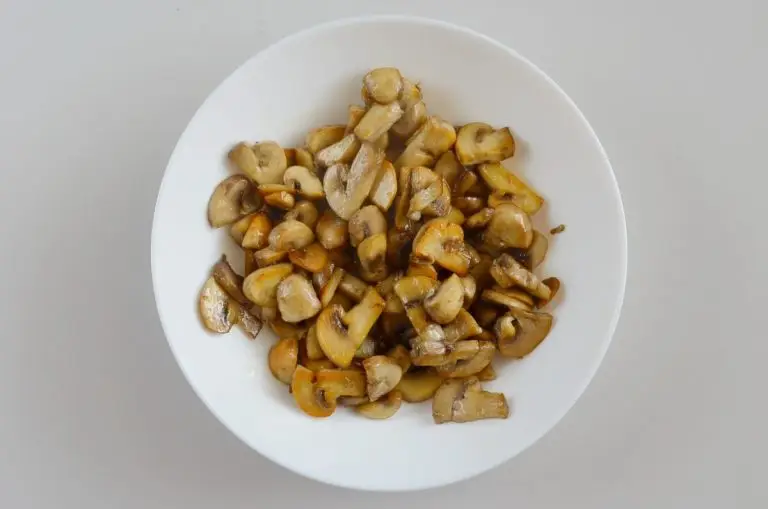 Step 1 - Creamy Herb Mushroom Chicken