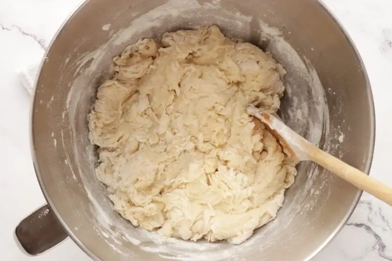 Step 4 - Easter Bird Bread Rolls