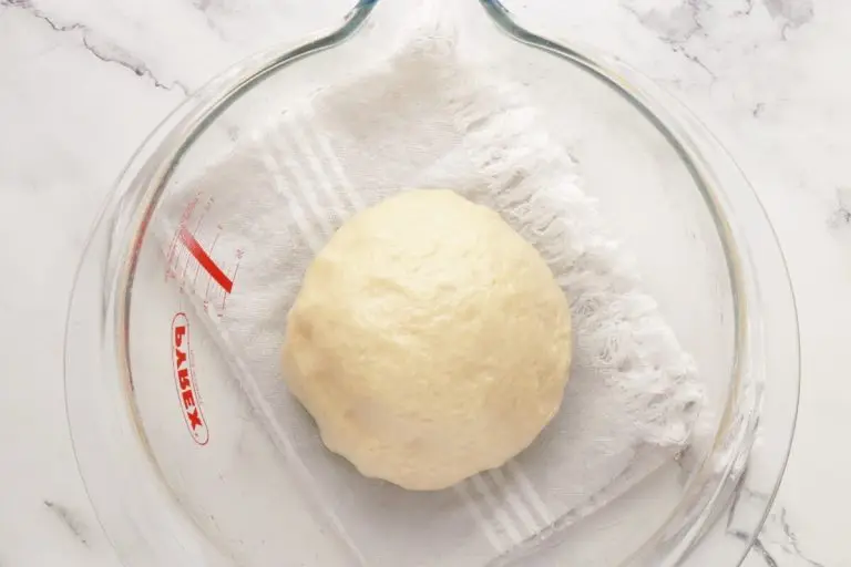 Step 6 - Easter Bird Bread Rolls