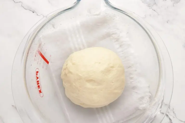 Step 7 - Easter Bird Bread Rolls