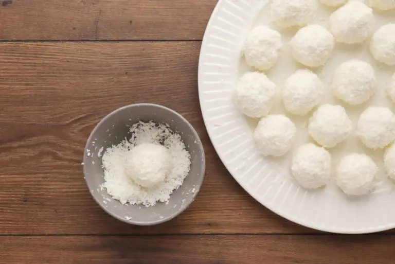 Step 3 - Easter Bunny Tail Truffles