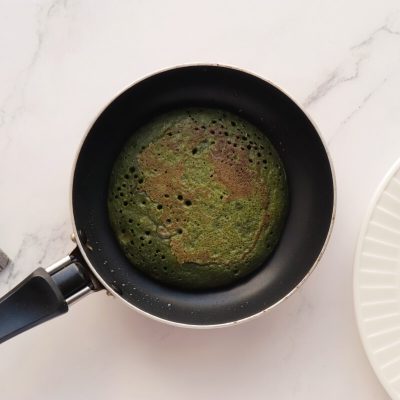 Healthy Green Spinach Pancakes Recipe - Cook.me Recipes