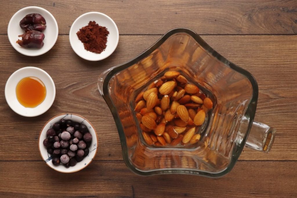 How to Make Almond Milk recipe - step 1