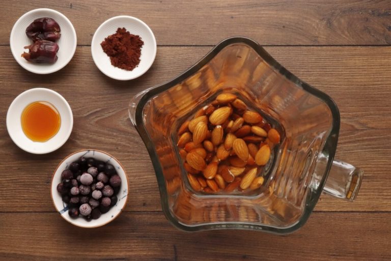 Step 1 - How to Make Almond Milk