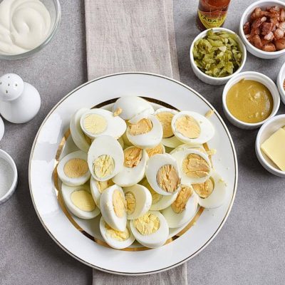 Million Dollar Deviled Eggs recipe - step 2