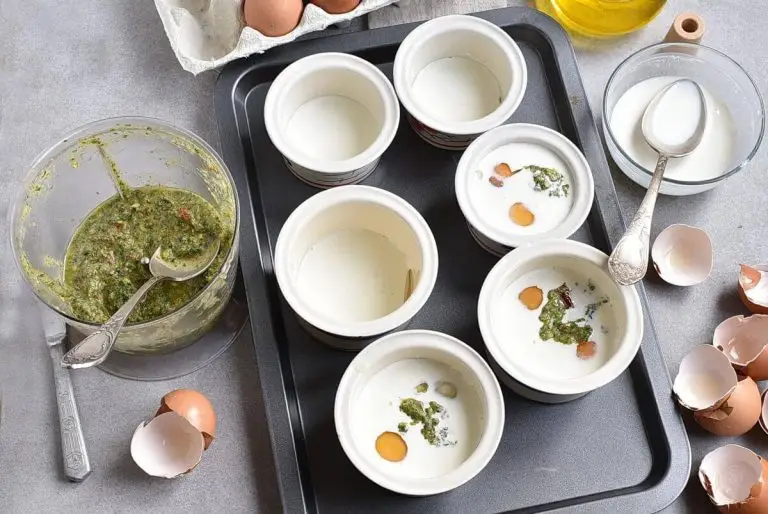 Step 3 - Mint-Pesto Baked Eggs