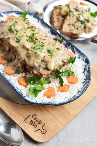 Mushroom Meatloaf with Mushroom Gravy