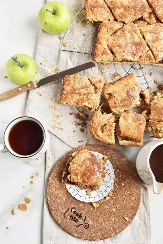 Old-Fashioned Apple Slab
