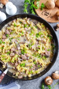 One Pot Ground Beef Stroganoff
