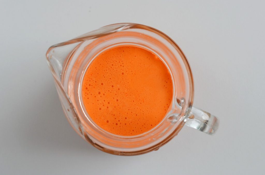Orange Carrot Ginger Juice recipe - step 2