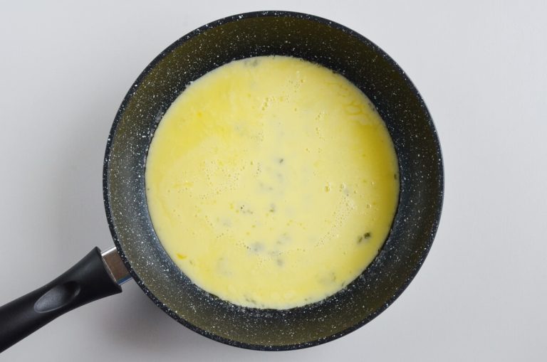 Step 3 - Perfect Scrambled Eggs (Low Carb, Keto)