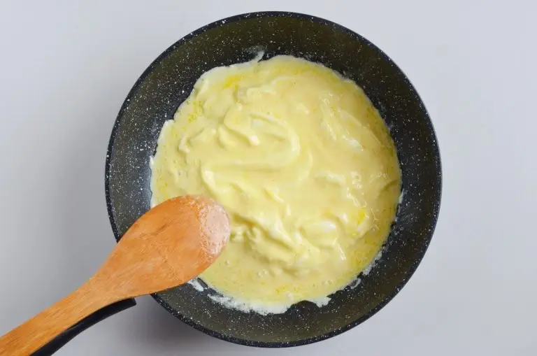 Step 4 - Perfect Scrambled Eggs (Low Carb, Keto)