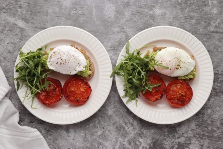Step 4 - Poached Eggs with Smashed Avocado and Tomatoes