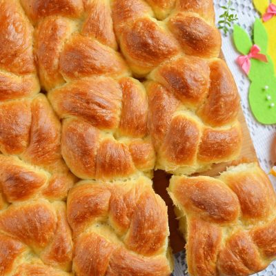 Pull-Apart Challah Rolls Recipe-How To Make Pull-Apart Challah Rolls-Delicious Pull-Apart Challah Rolls