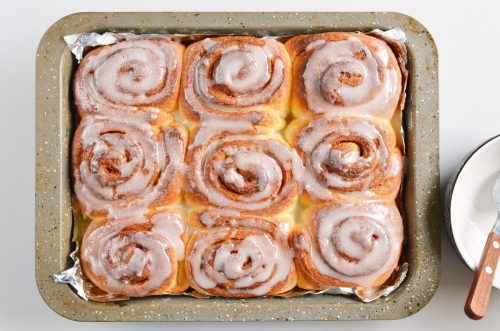 Quick 45 Minute Cinnamon Rolls Recipe - Cook.me Recipes