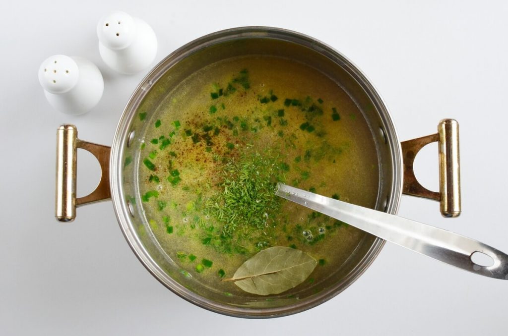 Russian Mushroom and Potato Soup recipe - step 2