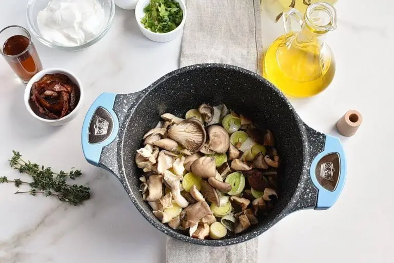 Step 2 - Shiitake Oyster Mushroom Soup