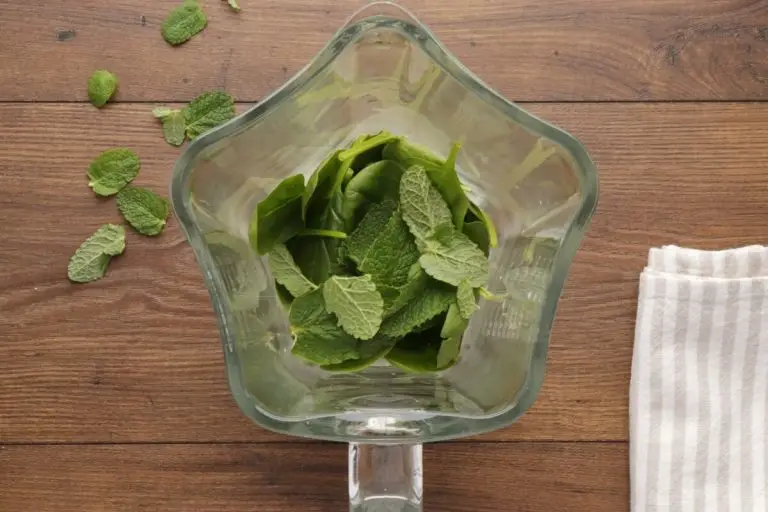 Step 1 - Vegan Minty Shamrock Smoothie