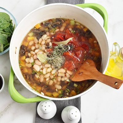 White Bean Tomato Mushroom Soup recipe - step 4