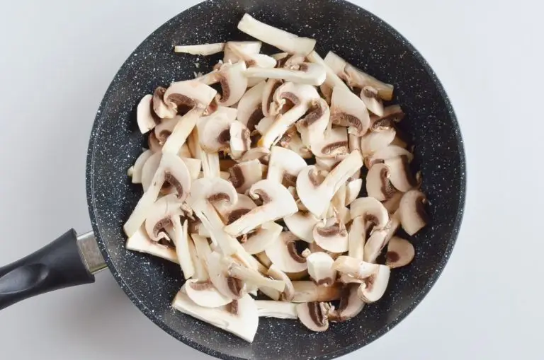 Step 4 - 15-Minute Garlic Mushroom Pasta