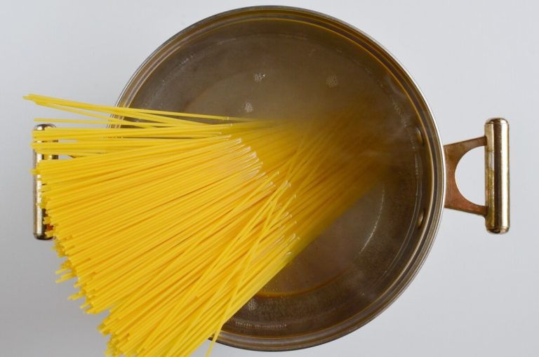 Step 2 - 15-Minute Garlic Mushroom Pasta