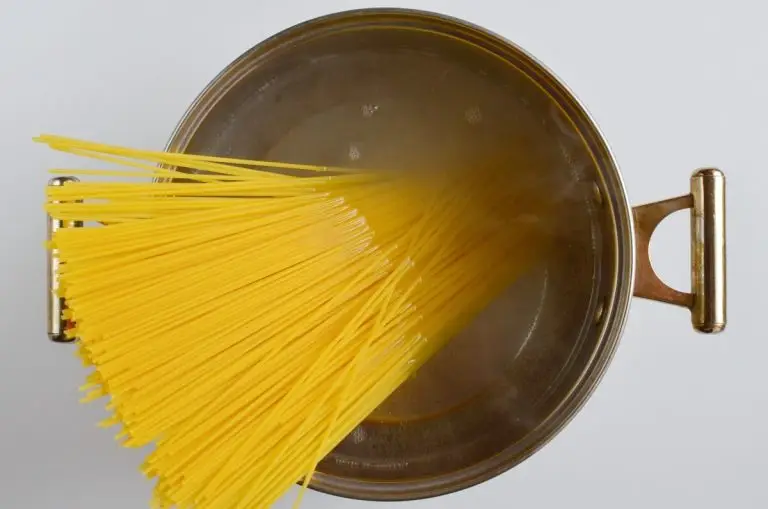Step 2 - 15-Minute Garlic Mushroom Pasta