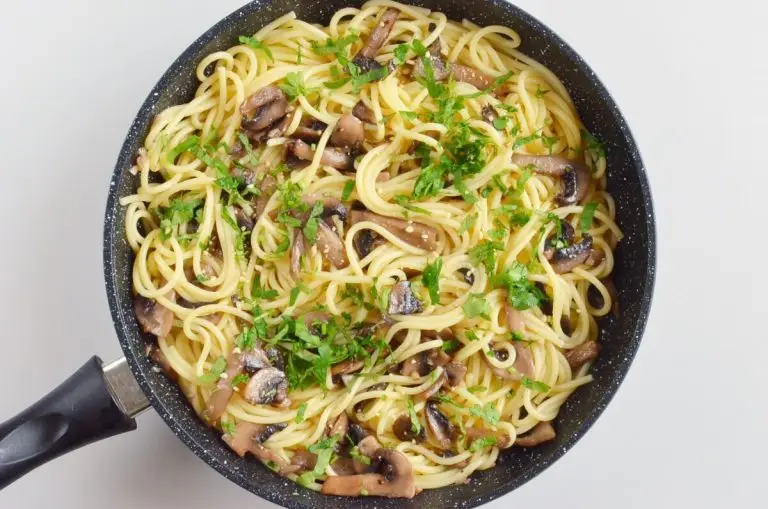 Step 6 - 15-Minute Garlic Mushroom Pasta