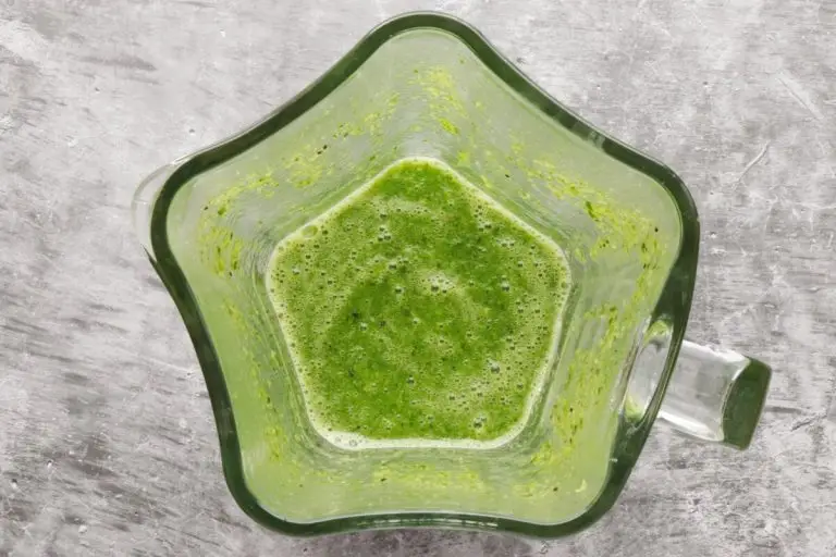 Step 2 - Apple Kiwi Superpower Green Smoothie