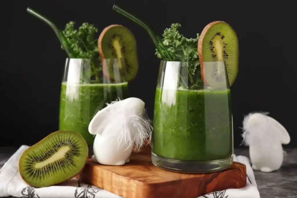 Apple Kiwi Superpower Green Smoothie
