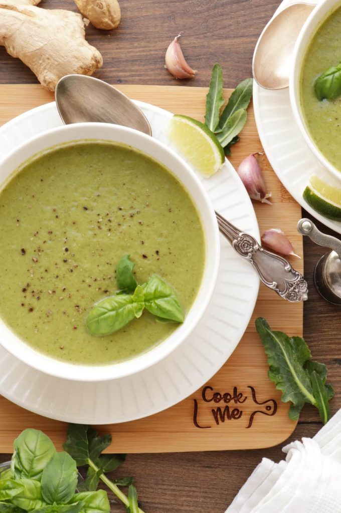 Healthy Vegan Broccoli & Basil Soup