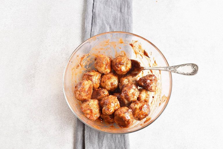 Step 5 - Buffalo Chicken Meatballs Bento Box