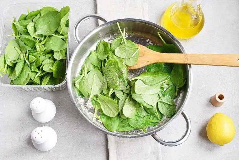 Step 2 - Easy Lemon-Ginger Spinach