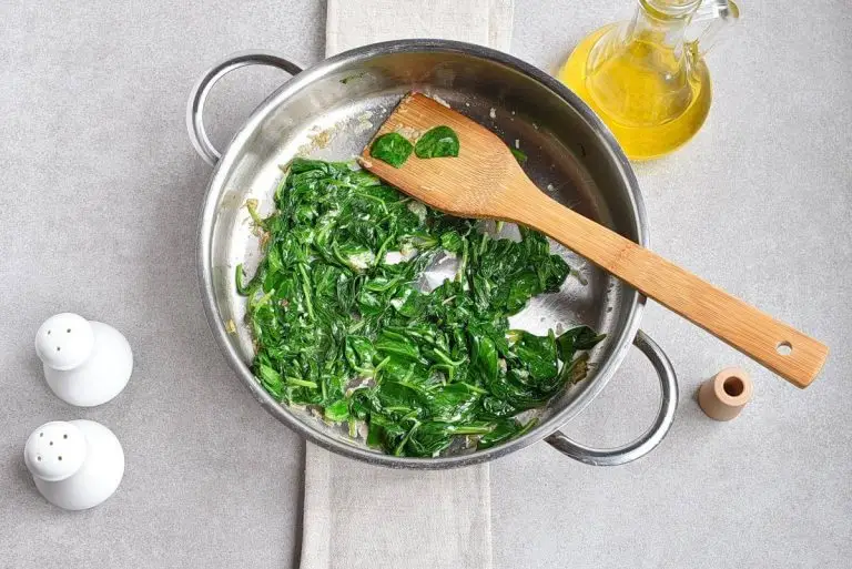 Step 3 - Easy Lemon-Ginger Spinach