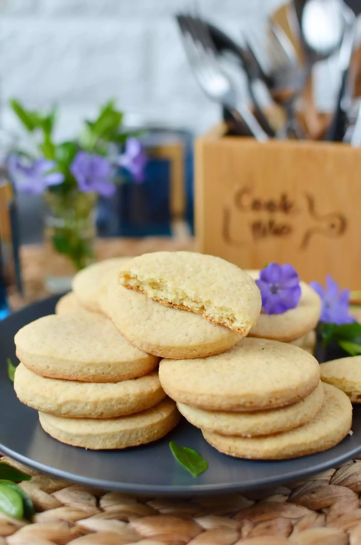 Eggless Sugar Cookies