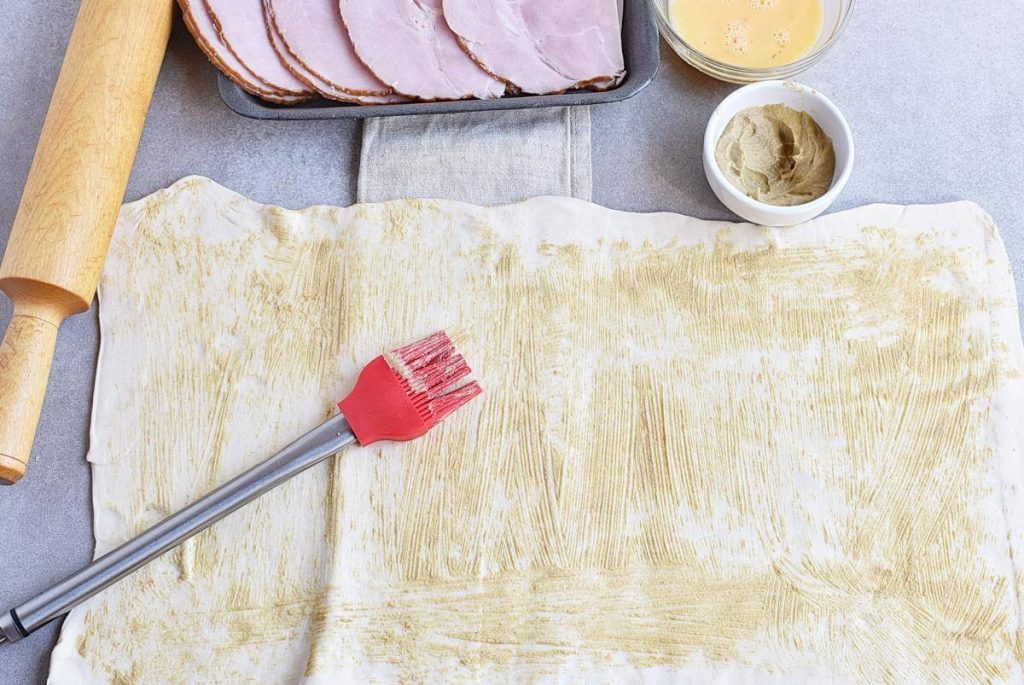 Ham & Cheese Savory Palmiers recipe - step 3
