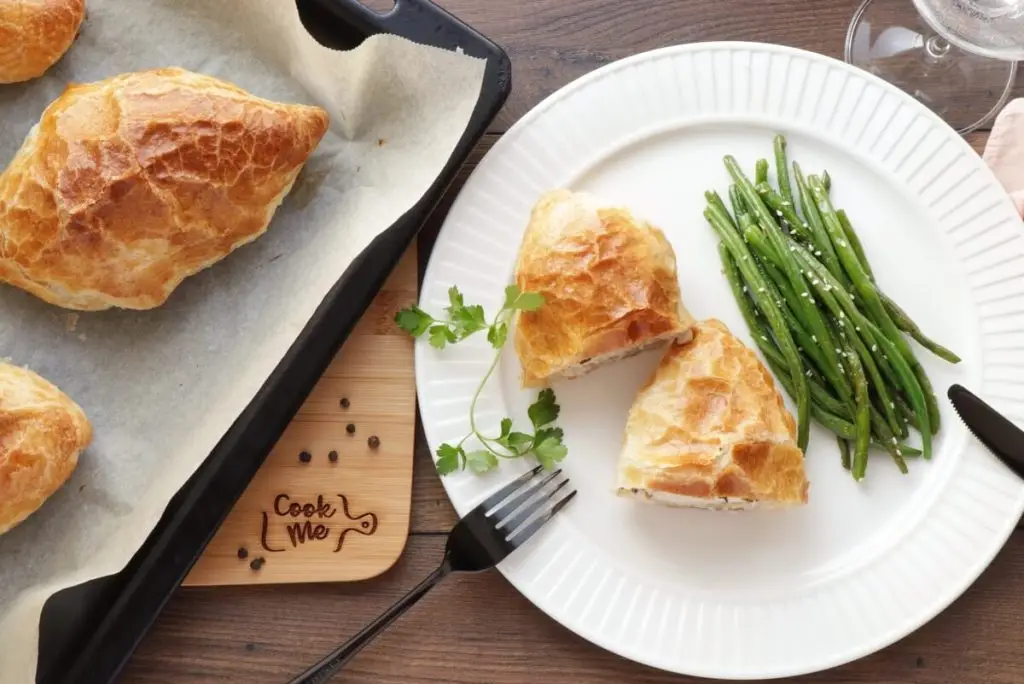 Herbed Chicken in Pastry