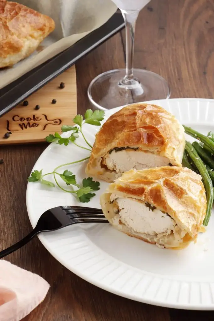 Herbed Chicken in Pastry