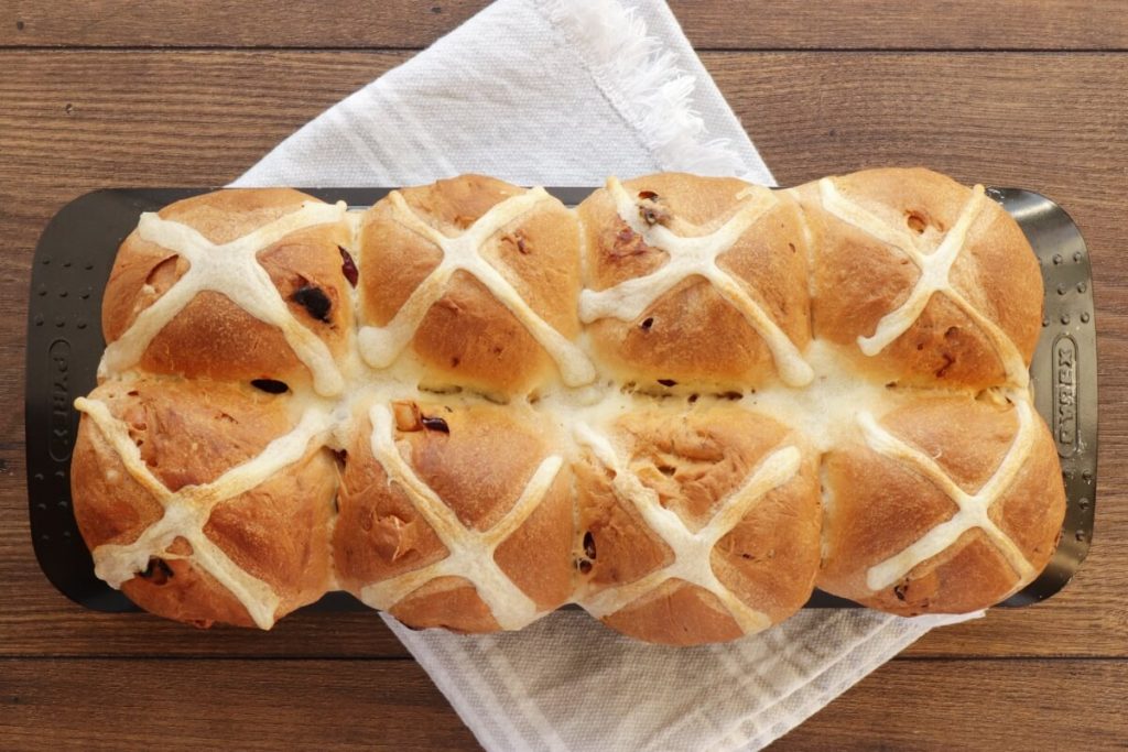 Hot Cross Bun Loaf recipe - step 10