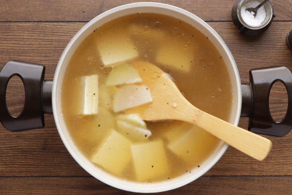 Korean Potato Soup with Beef – Gamjaguk recipe - step 4