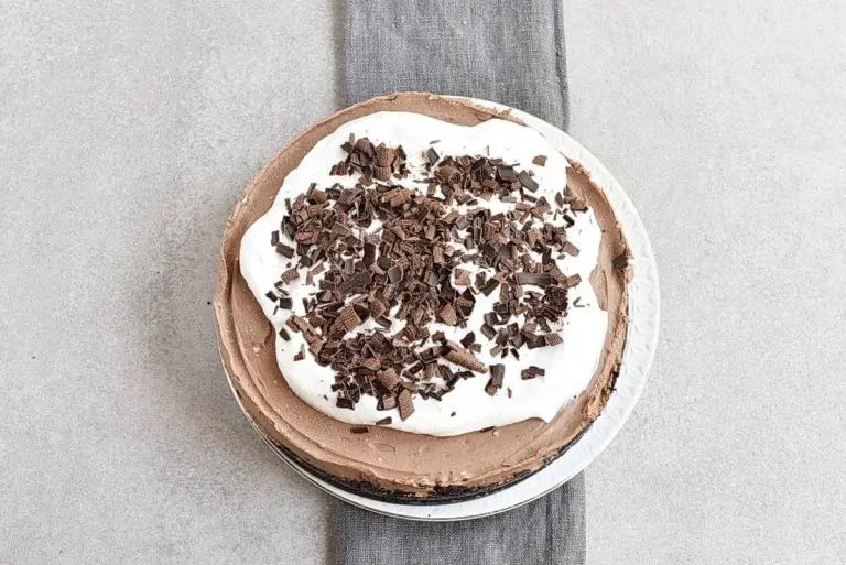 Step 10 - Easy No Bake Nutella Pie