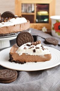 Easy No Bake Nutella Pie