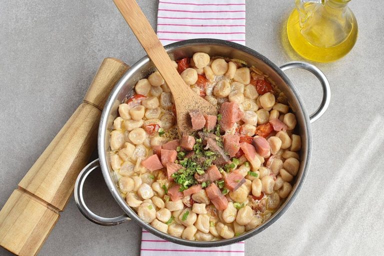 Step 6 - Smoked Salmon and Vodka Gnocchi