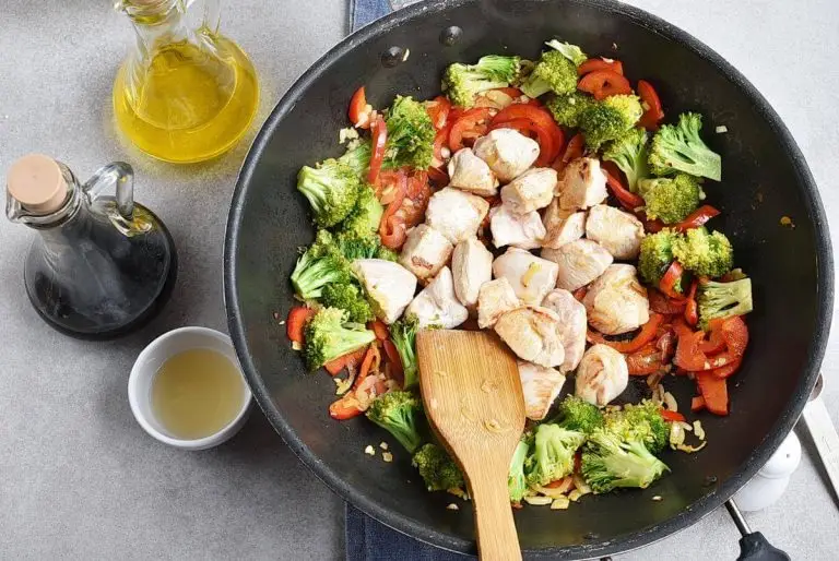 Step 5 - Asian Chicken and Veggies Lunch Box