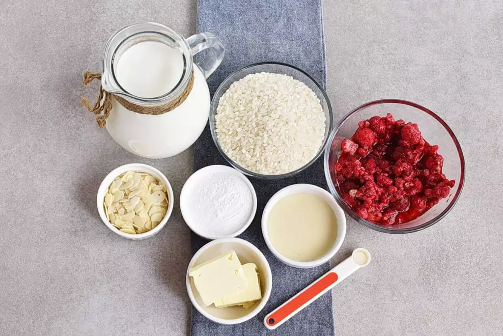 Ingredients for Bakewell Rice Pudding