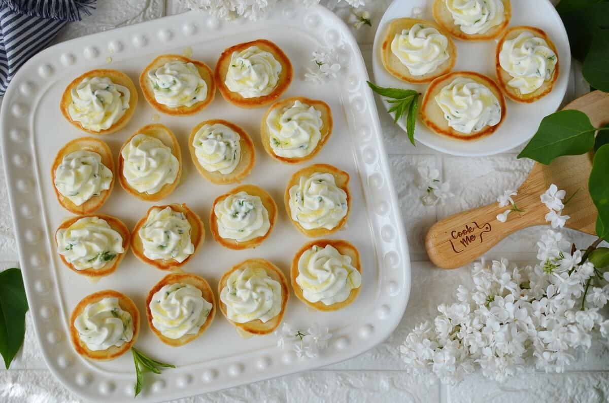 Blinis with Whipped Goat’s Cheese and Honey