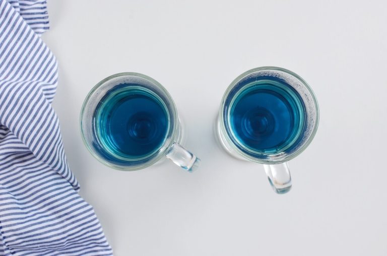 Step 5 - Butterfly Pea Flower Tea Latte