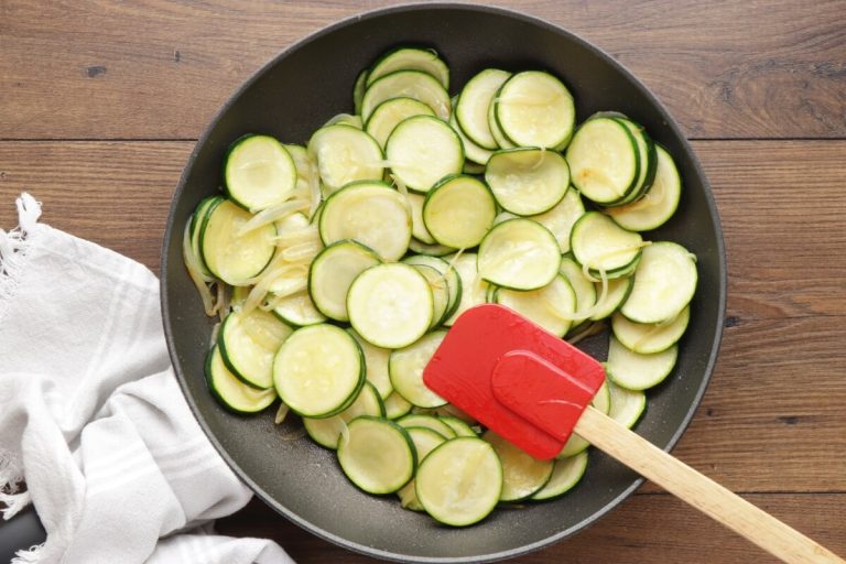 Step 3 - Cheesy Zucchini Quiche